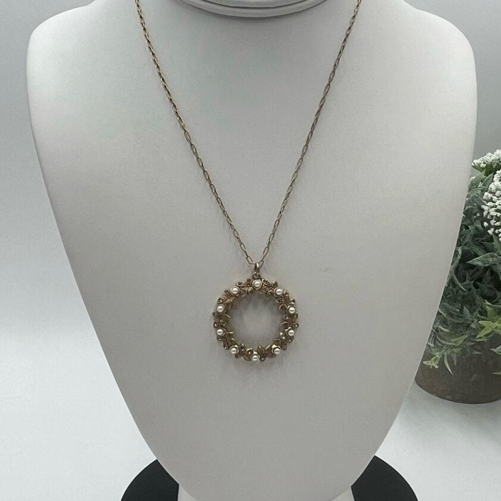 Catherine Popesco La Vie Parisienne Gold Wreath Pearl Crystal Pendant Necklace